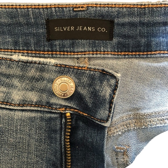 Silver Jeans Beau Girlfriend Fit Jeans Size 30 Light Wash Distressed - Picture 6 of 14